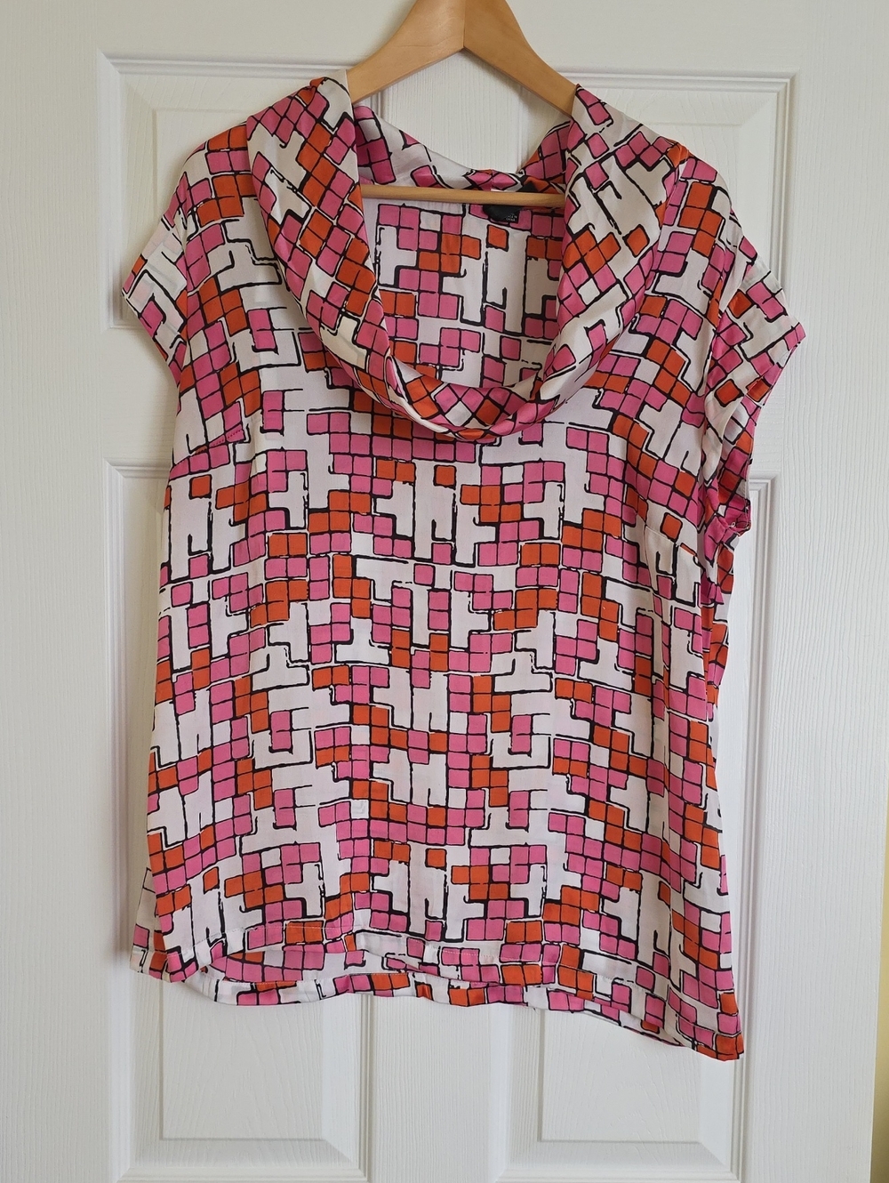 Essentials by Milano Pink & Orange Geometric Cowl Neck Top